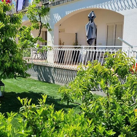 Luxa 5 Min Old Town, 10 Min Airport Apartman Trogir Kültér fotó